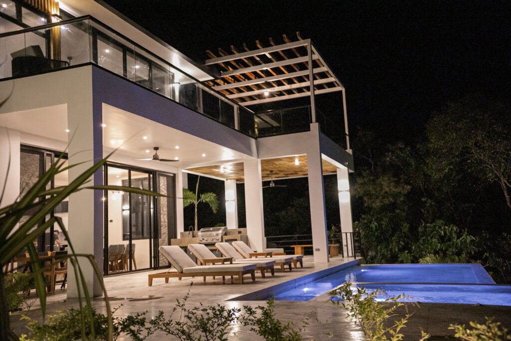 Retire in Costa Rica with VyM Construction Management
